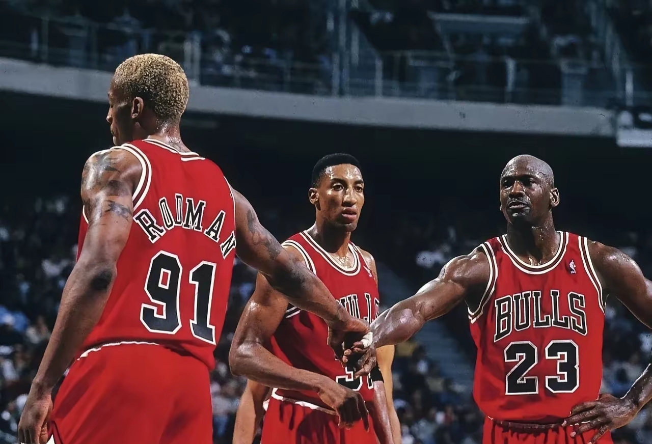 关于金州勇士今晨单刀错失，志在NBA总决赛名次提升，管理层满意，身体对抗强度拉满的信息星空体育官网