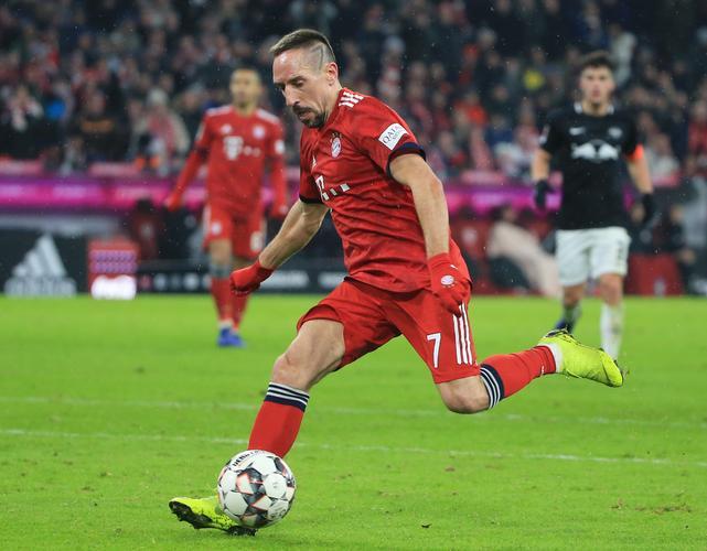 关于德甲清晨走向成谜，上海久事回应争议，信心回归，轮换策略成焦点的信息