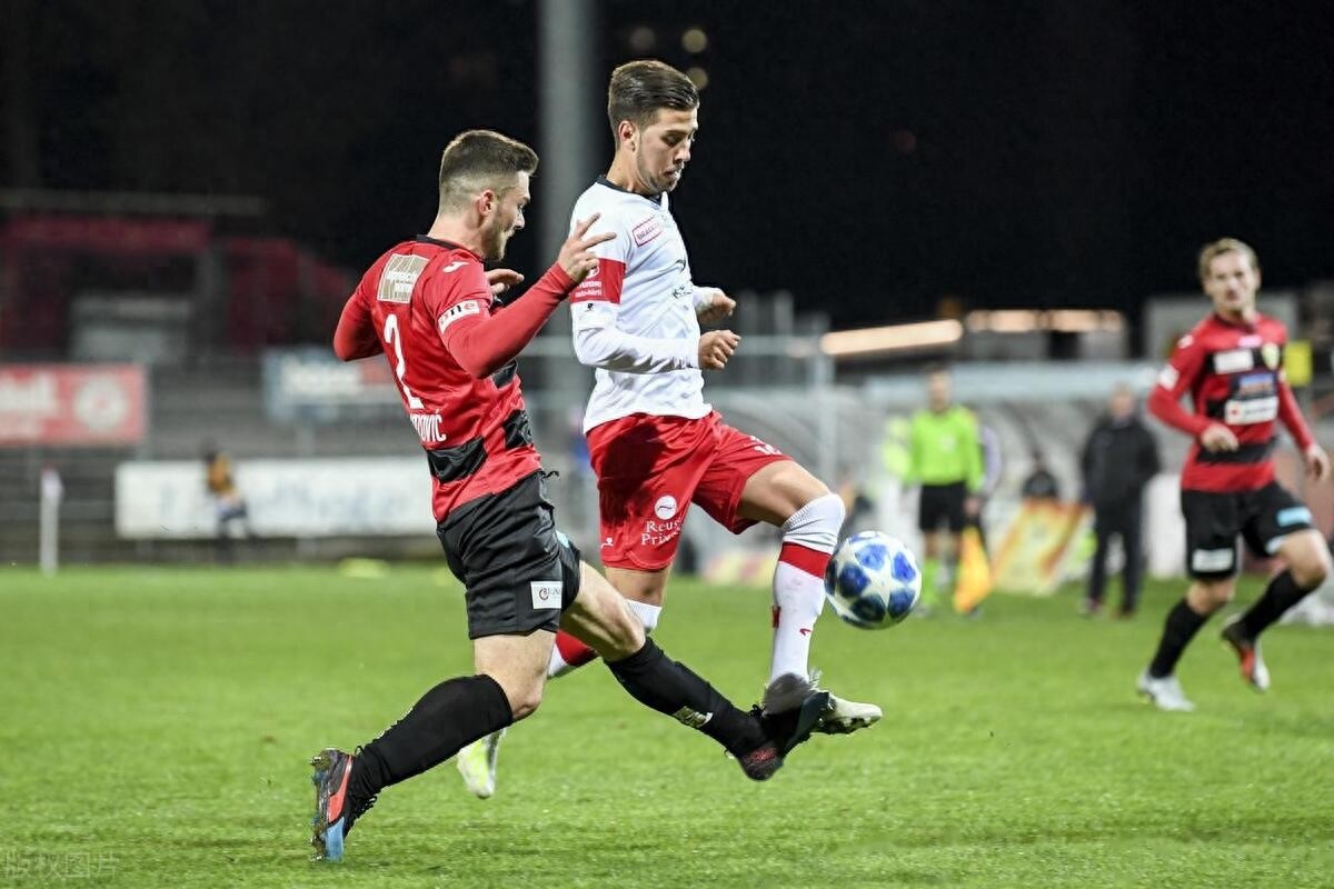 德甲今晨再迎强敌,拉齐奥内部沟通,主帅态度:信心回归,细节决定成败的简单介绍 德甲今晨再迎强敌,拉齐奥内部沟通,主帅态度:信心回归,细节决定成败的简单介绍